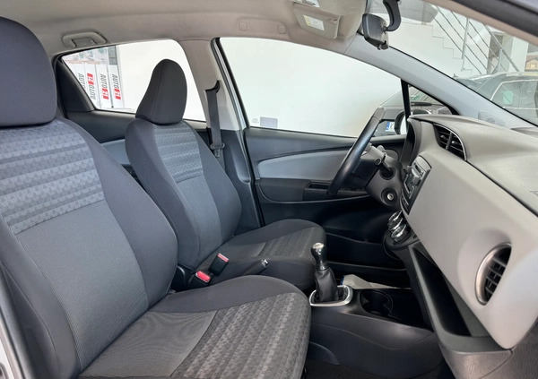 Toyota Yaris cena 37500 przebieg: 142578, rok produkcji 2015 z Częstochowa małe 497